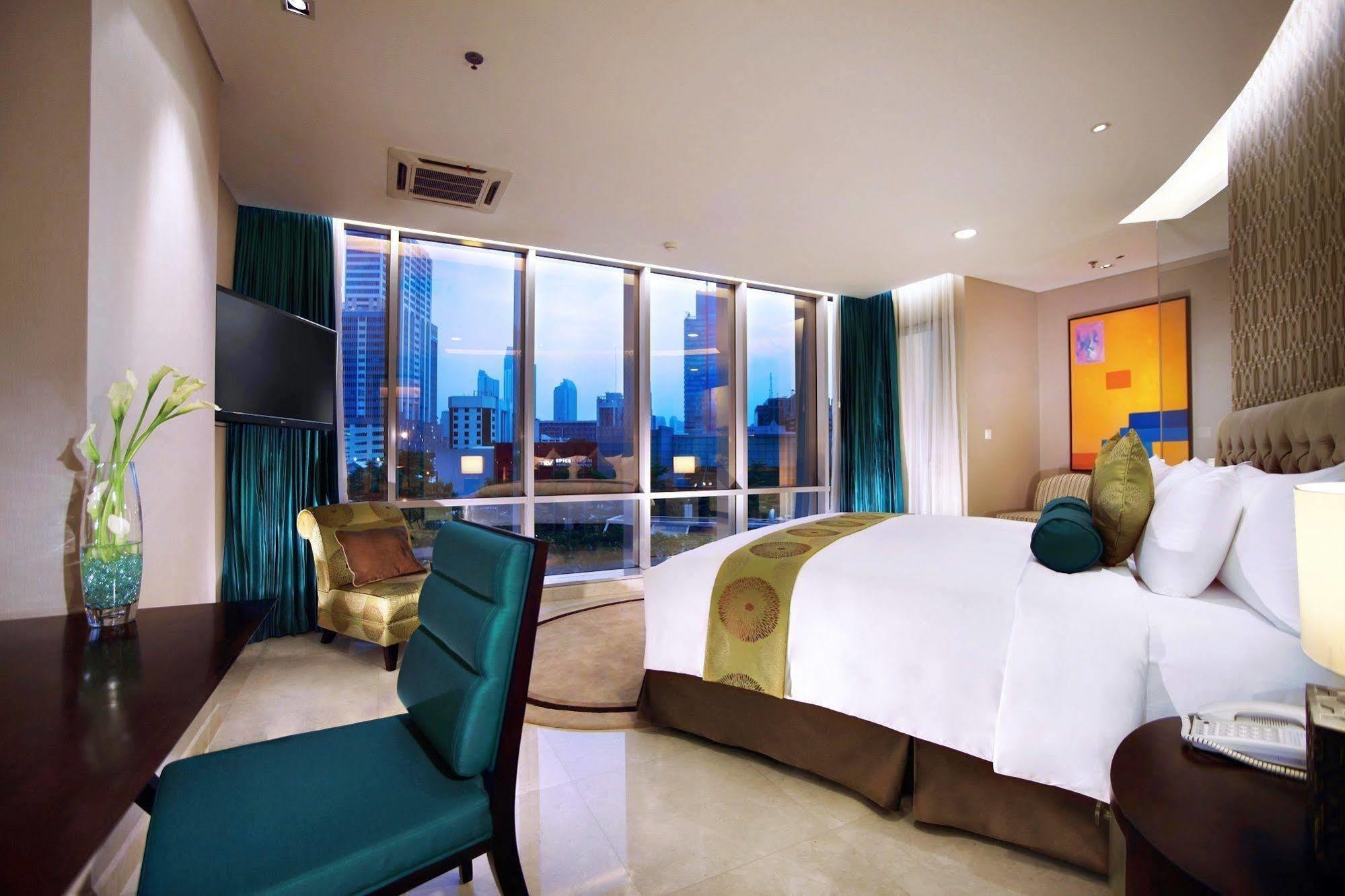 เดอะโกรฟ สวีท บาย แกรนด์ แอสตัน Hotel จาการ์ตา ภายนอก รูปภาพ